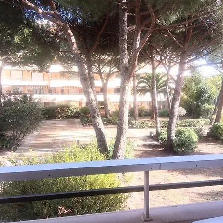 Plage, Entier , Piscine,parking,plage A 200m *