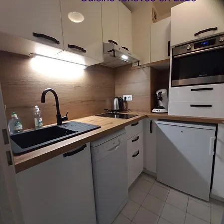 Plage, Entier , Piscine,parking,plage A 200m *